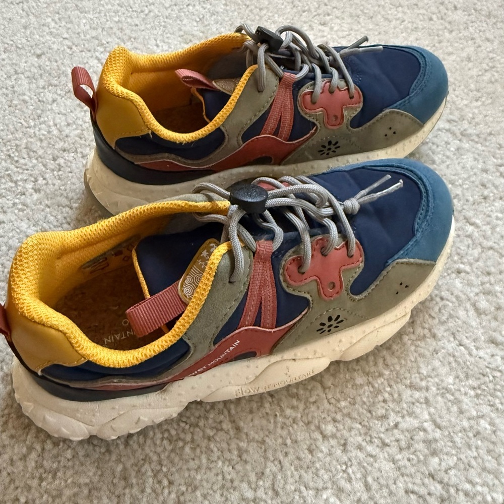 Colorful Kids Sneakers, US 2-2.5 (EU35)